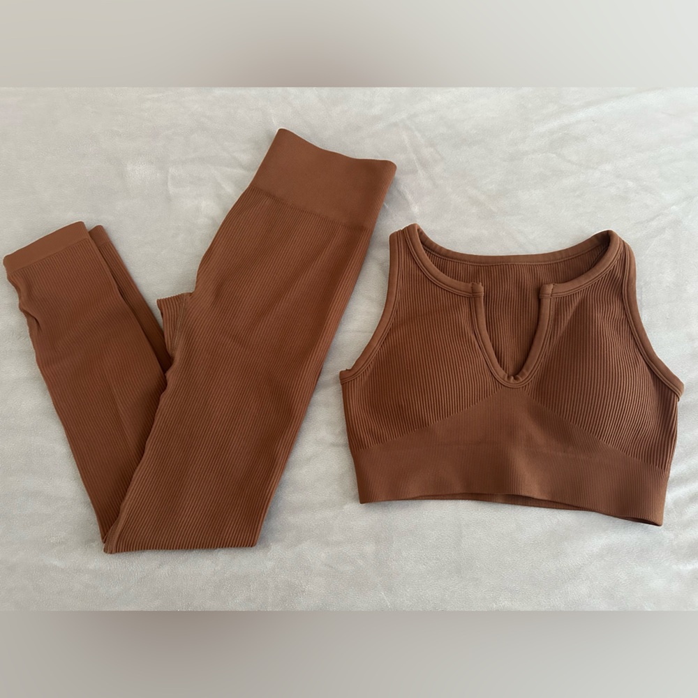 Qinsen Brown Ribbed Women's Activewear Set
